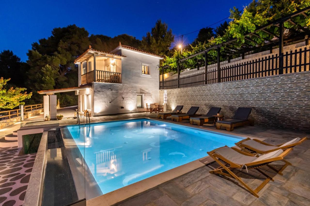 Liagka Villa Skopelos Town Exterior photo