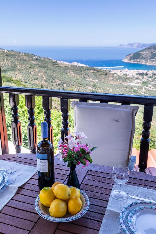 Liagka Villa Skopelos Town Exterior photo