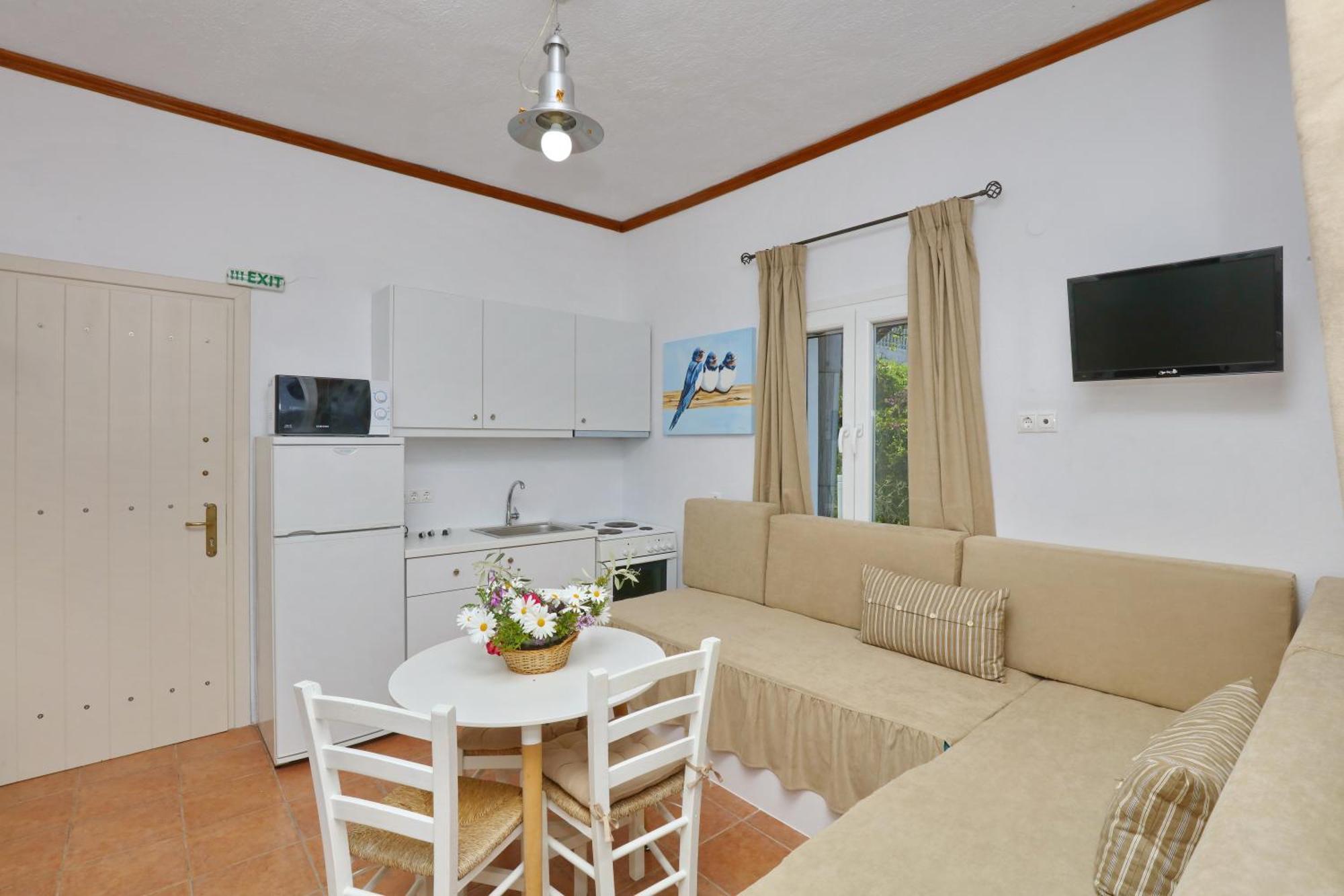 Liagka Villa Skopelos Town Exterior photo
